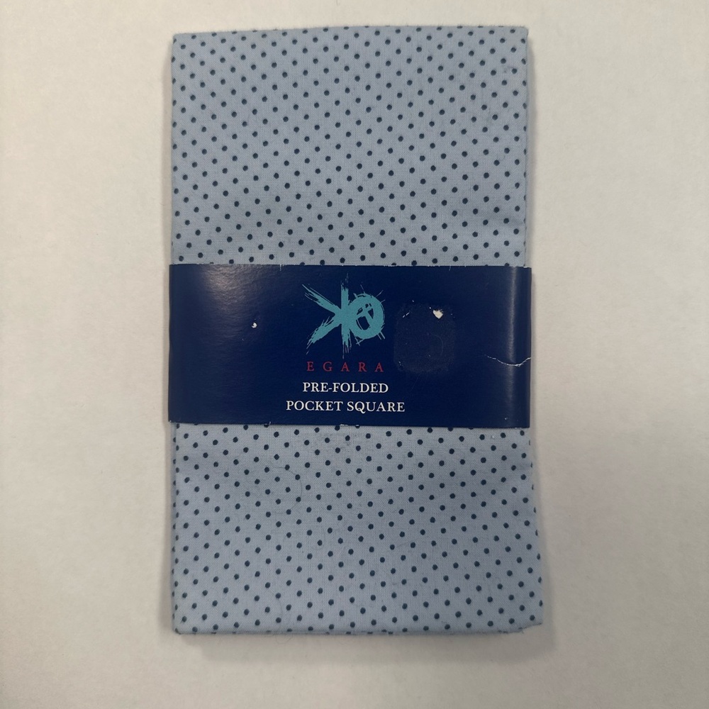 NWT Egara Blue Polka Dot Pre-folded Pocket Square